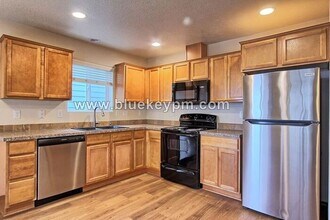 7415 NE 59th St in Vancouver, WA - Building Photo - Building Photo