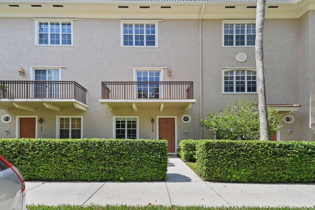 property at 109 Osceola Ln