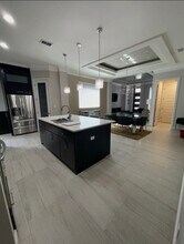 3506 Featherie St in Edinburg, TX - Foto de edificio - Building Photo