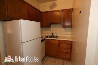515 W Melrose St, Unit A05C in Chicago, IL - Building Photo - Building Photo