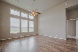 32006 McKinley Run Dr in Hockley, TX - Building Photo - Building Photo