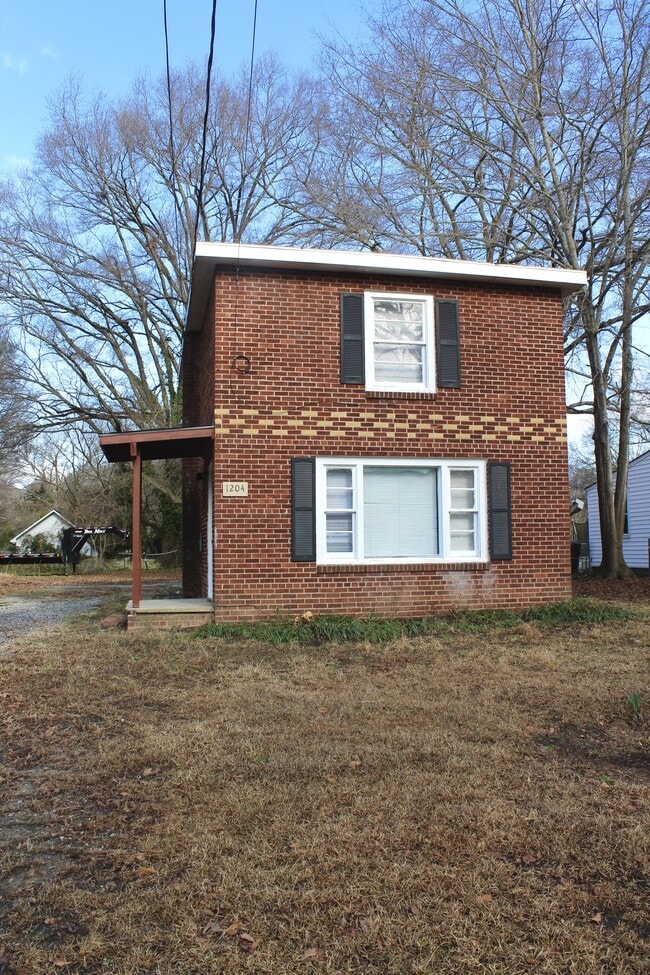 property at 1204 W Mauney Ave