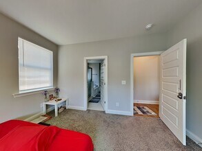 1121 Camellia Ridge Dr in Pelham, AL - Building Photo - Building Photo