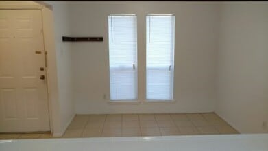 34 Green Bough Ct in The Woodlands, TX - Building Photo - Building Photo