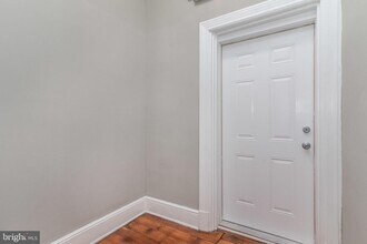 108 W Saratoga St in Baltimore, MD - Building Photo - Building Photo