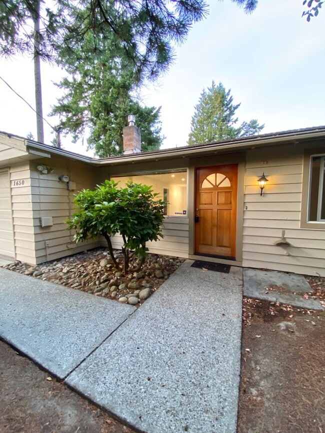 property at 1650 171st Ave NE
