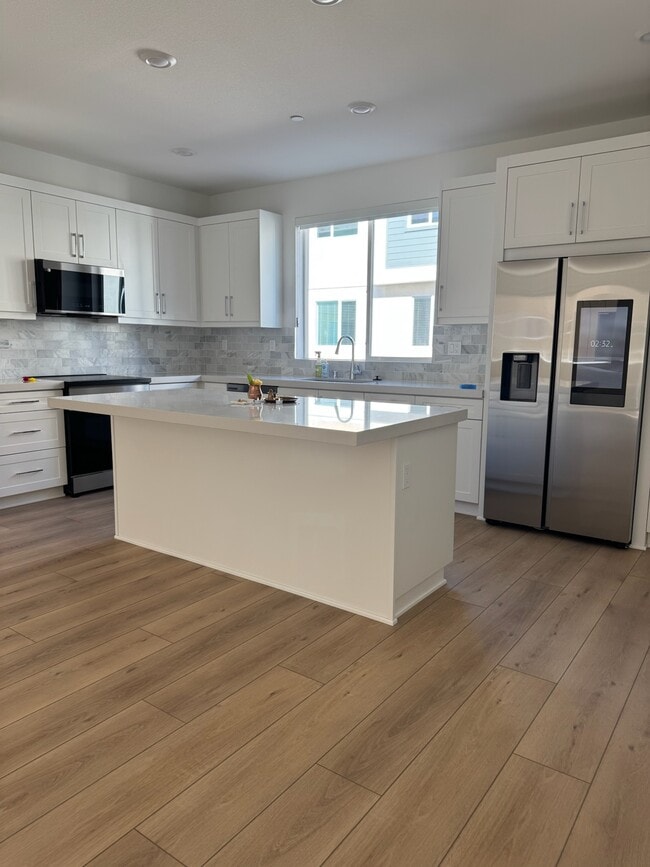 property at 14350 Savannah Ct