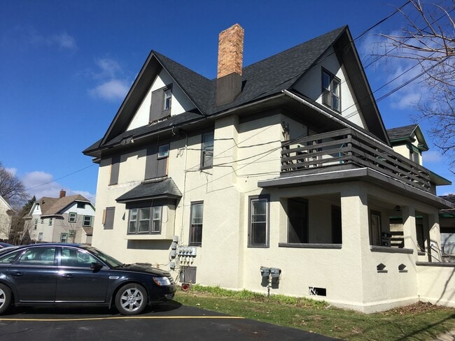 property at 518 S Rose St