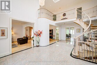 58 Bowan Ct in Toronto, ON - Building Photo - Building Photo