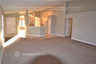 6718 Cambridge Park Dr in Apollo Beach, FL - Building Photo - Building Photo