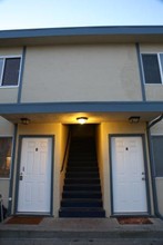 1014 Coalport St-Unit -B in San Pablo, CA - Building Photo - Building Photo