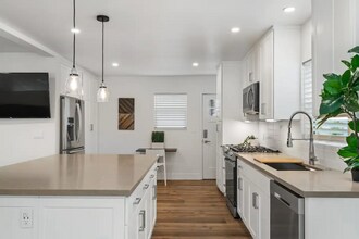 314 S Avenue 60 in Los Angeles, CA - Building Photo - Building Photo