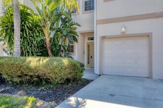4104 Crabtree Ave in Sarasota, FL - Building Photo - Building Photo