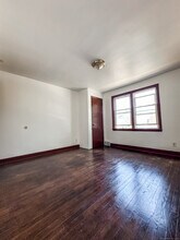 264 Wilmot Ave in Bridgeport, CT - Foto de edificio - Building Photo