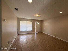 660 Minnie St in Titusville, FL - Building Photo - Building Photo