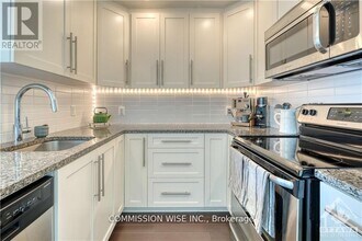 238 Besserer St in Ottawa, ON - Building Photo - Building Photo