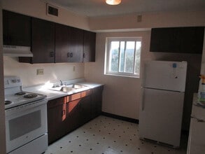 Cambridge Court in Pittsburgh, PA - Building Photo - Building Photo