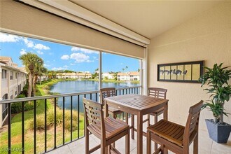 8365 Excalibur Cir, Unit 4 in Naples, FL - Building Photo - Building Photo