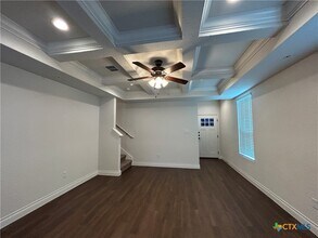 350 Untermaier St in New Braunfels, TX - Building Photo - Building Photo