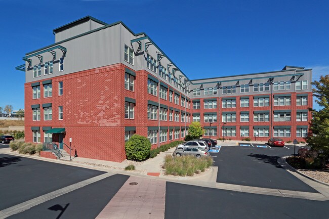 Lincoln Pointe Lofts in Englewood, CO - Foto de edificio - Building Photo