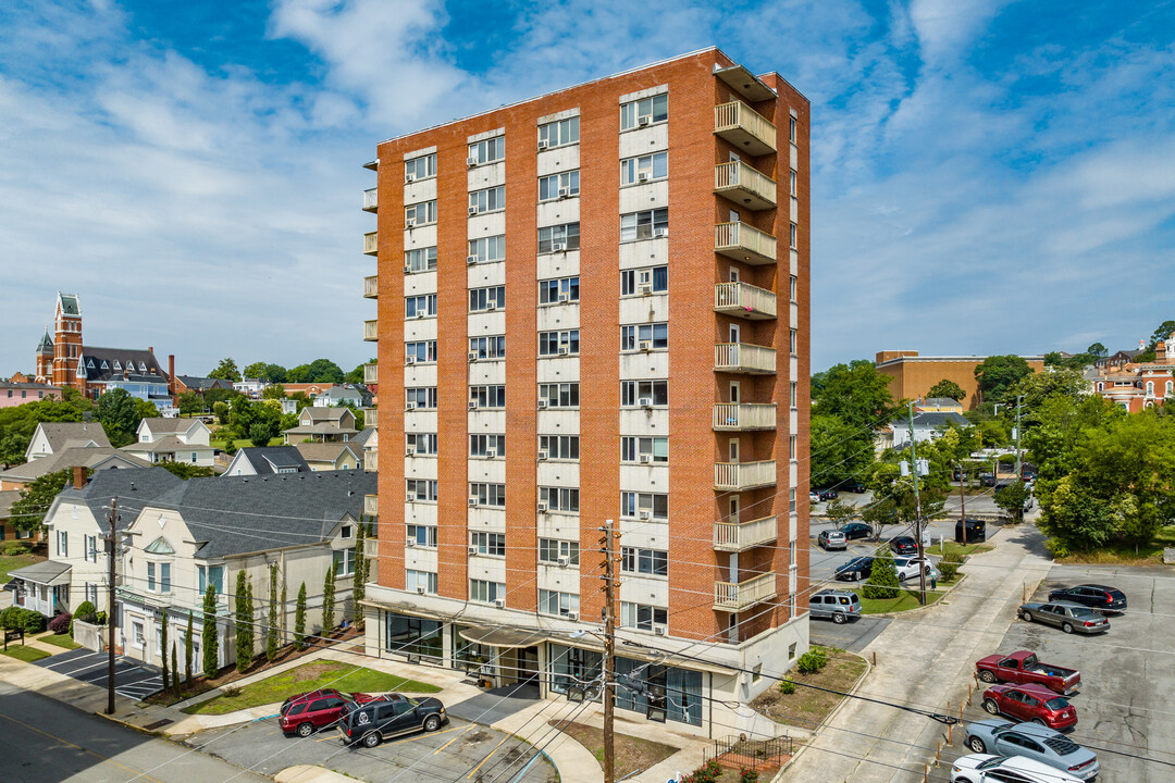 Ashley Towers in Macon, GA - Foto de edificio