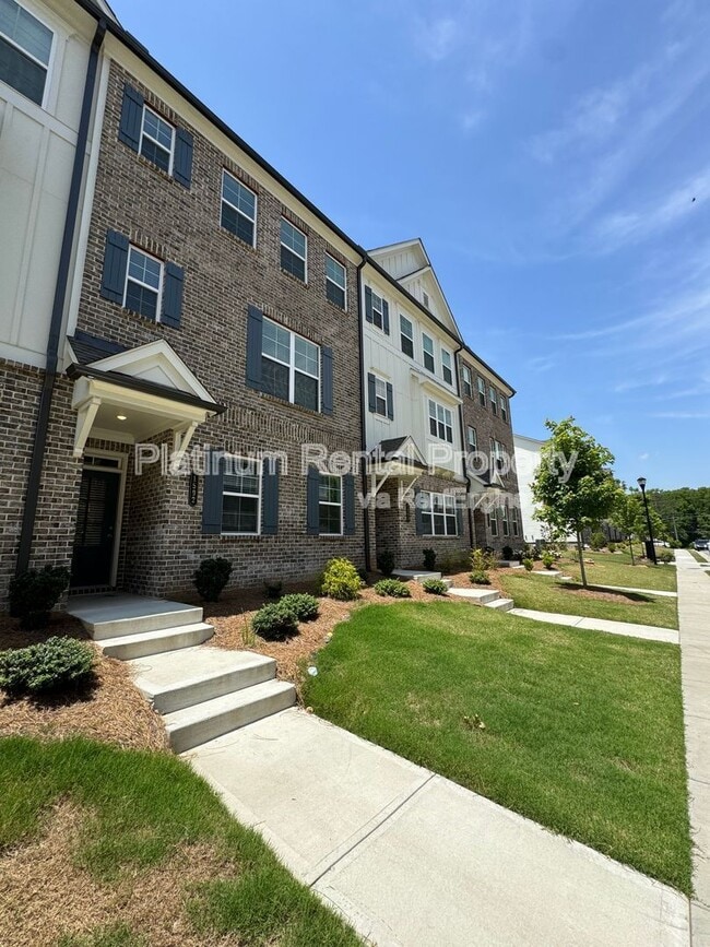 1592 Gin Blossom Cir in Lawrenceville, GA - Building Photo - Building Photo