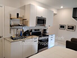 1035 Manorhaven Dr in Durham, NC - Building Photo