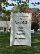 103 Peddlers Dr in Branford, CT - Building Photo - Building Photo