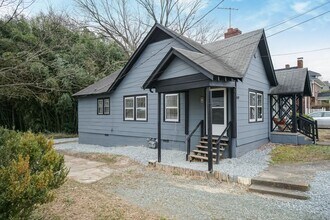 607-609 N Main St in Burlington, NC - Building Photo - Building Photo