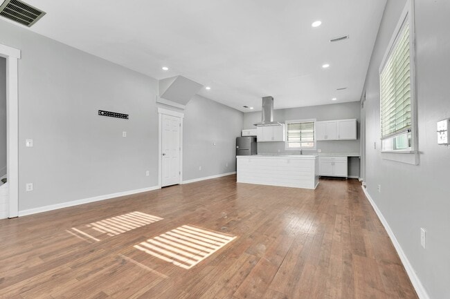 property at 1518 Howard St