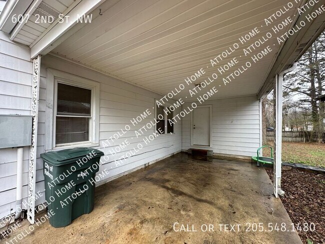 607 2nd St NW in Reform, AL - Building Photo - Building Photo