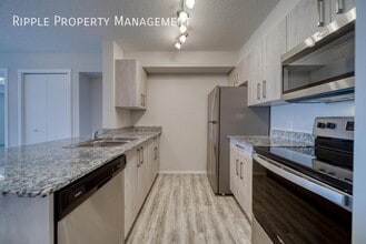 4641-4128 128 Ave NE in Calgary, AB - Building Photo - Building Photo