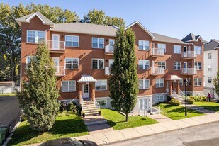 14640 Sherbrooke Rue E in Montréal, QC - Building Photo