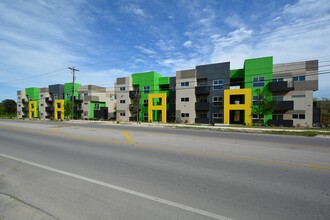 Green Spring in San Marcos, TX - Building Photo - Building Photo