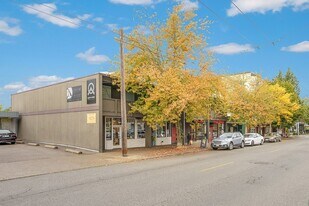 1621 Queen Anne Ave N in Seattle, WA - Building Photo