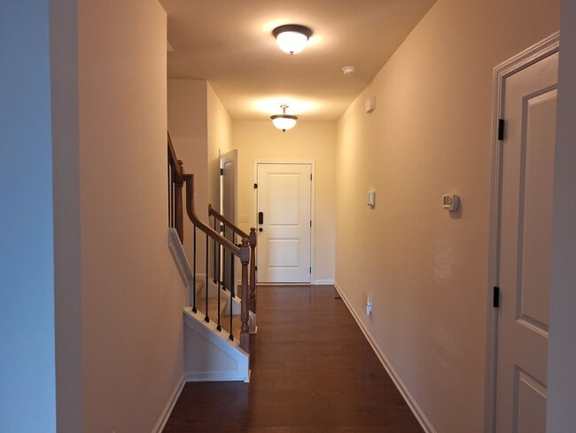 1111 Lake Village Dr in Columbia, SC - Building Photo - Building Photo