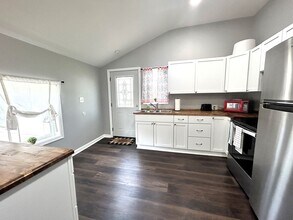 512 S 6th St in Terre Haute, IN - Building Photo - Building Photo