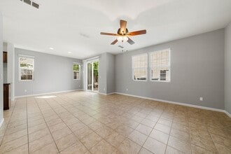 161 Candela Cir in Sacramento, CA - Building Photo - Building Photo