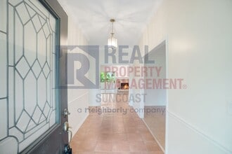 4510 Hidden Forest Dr in Sarasota, FL - Building Photo - Building Photo