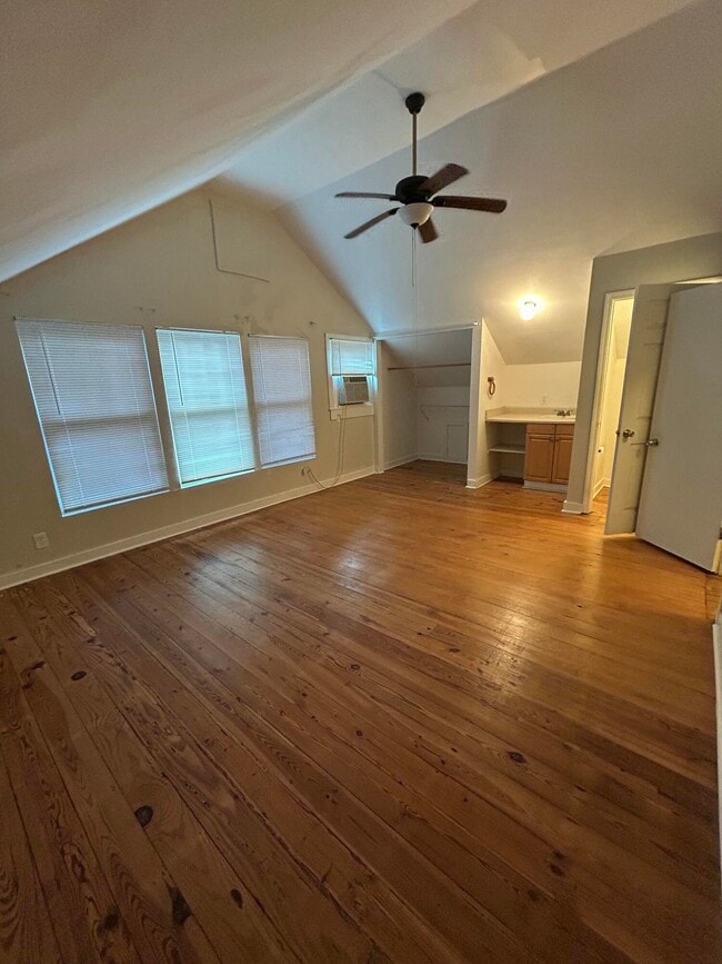 property at 431 S M St