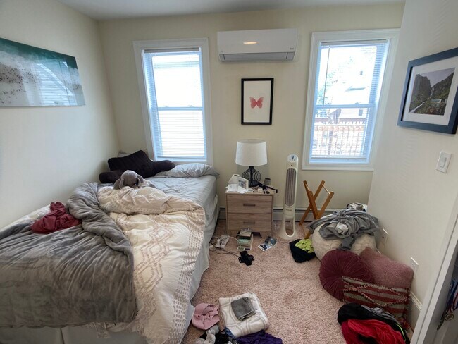 6 Nashua St, Unit 2 in Somerville, MA - Building Photo - Building Photo