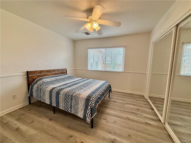 45105 73rd St W in Lancaster, CA - Building Photo - Building Photo