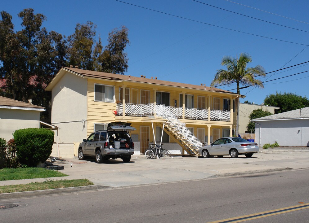 4760 Jewell St in San Diego, CA - Foto de edificio