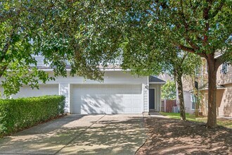 75 Blue Creek Pl in Spring, TX - Building Photo - Building Photo