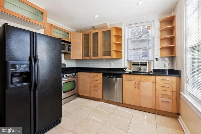 14 Seaton Pl NW in Washington, DC - Building Photo - Building Photo