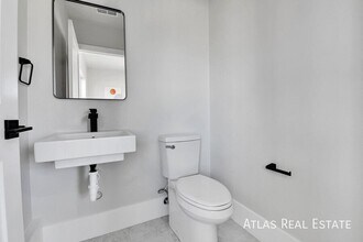 6643 W 52nd Dr in Arvada, CO - Building Photo - Building Photo