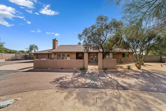 6039 E Skinner Dr in Cave Creek, AZ - Building Photo - Building Photo