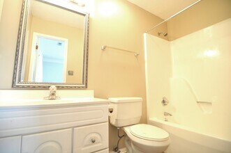 1200 Maebeth Cir SE in Huntsville, AL - Building Photo - Building Photo