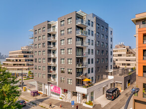 Victor Apartments in Vancouver, BC - Building Photo - Building Photo