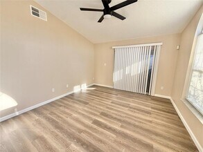 2359 Harbor Town Dr in Kissimmee, FL - Building Photo - Building Photo